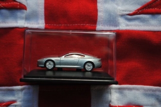 75AMDB9001 Aston Martin DB9 Coupe Skyfall Silver